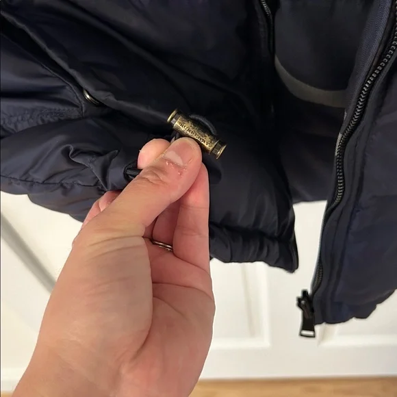 Burberry Checkered Down Puffer Vest (sz L) - Picture 12 of 14